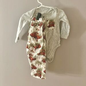 🎄ONE OF A KIND Handsewn Christmas unisex Outfit size 12 month.